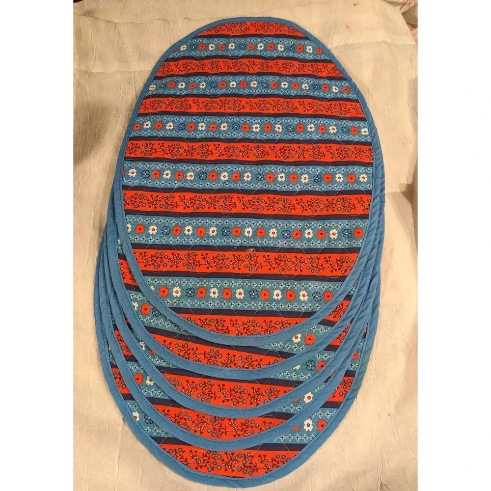4 Placemats Quilted Oval Floral Cottage Prairie Boho Grandma Core Granny Set Vtg